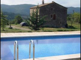 Hotel Photo: Santa Maria de Merles Villa Sleeps 8 with Pool