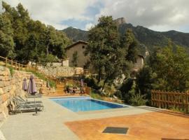 酒店照片: la Nou de Bergueda Villa Sleeps 5 with Pool