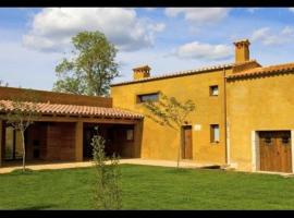 A picture of the hotel: Villa in Sant Andreu Salou Sleeps 4 with Pool