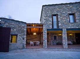 Хотел снимка: Villa in Guardia de Tremp Sleeps 4 with Pool and Air Con