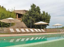 Хотел снимка: Gaia Villa Sleeps 20 with Pool