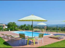 Фотография гостиницы: Santa Creu dels Juglars Villa Sleeps 4 with Pool