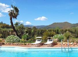 Hotel Foto: les Borges del Camp Villa Sleeps 18 with Pool