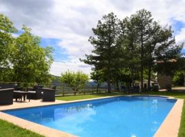 A picture of the hotel: Sant Mateu de Bages Villa Sleeps 12 with Pool