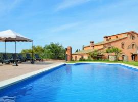 Ξενοδοχείο φωτογραφία: Macanet de la Selva Villa Sleeps 20 with Pool