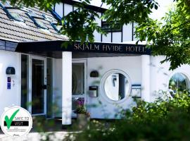 Hotel Photo: Skjalm Hvide Hotel