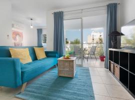 Hotel fotografie: Glabur Stays - The Cozy Atelier - Nicosia City, Free Parking & Wifi, Welcomes You!!!