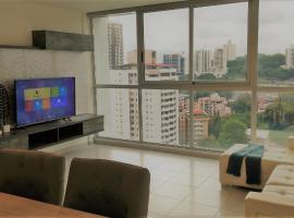 ホテル写真: Apartamento amoblado en Panamá, Muy céntrico, con dos habitaciones