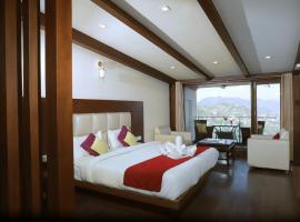 รูปภาพของโรงแรม: AHR Radha Residency Mussoorie