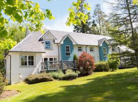 Hotel Photo: Contemporary 2 Bed Lodge - Pool Spa and Hot Tub