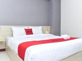 Foto do Hotel: RedDoorz near Stasiun TVRI Surabaya 2