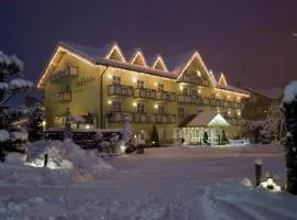 Alpholiday Dolomiti Wellness & Family Hotel