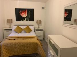 Hotel kuvat: Self-Contained Vacation Apartment Ann-St Greenock