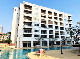 Фотографія готелю: Platinum Suites studio condo Jomtien