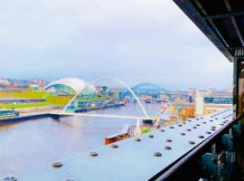 Hotel Photo: Newcastle Quayside apartment with stunning view!