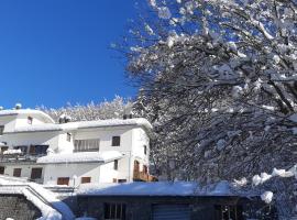 Casetta all'Abetone Jacopo e Sabrina, hotel in Abetone