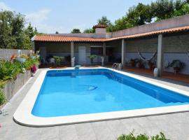 ホテル写真: 3 bedrooms villa with private pool furnished terrace and wifi at Oliveira de Azemeis