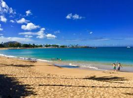 Hotel Photo: Spacious 2 BR Beach House with King Suite