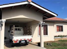 호텔 사진: House for rent in San Pablo Nuevo David Panama