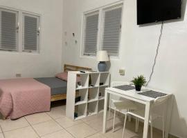 Fotos de Hotel: Apartment safe and quiet near to airport