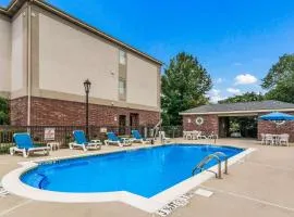 Sleep Inn & Suites Smithfield near I-95