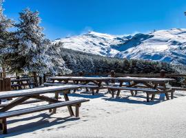 Hotel fotoğraf: TODOSIERRANEVADA ZONA BAJA - MONTBLANC VISTAS A LA MONTANA - Junto a los Telecabinas