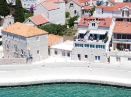House Racic, hotell sihtkohas Bol