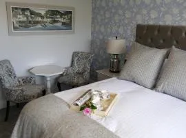 Nesbitt Arms Boutique Hotel