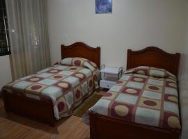 Hotel Photo: HOSTAL SANTA MARIA