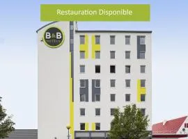 B&B HOTEL Lyon Vénissieux، فندق في فينيسيو