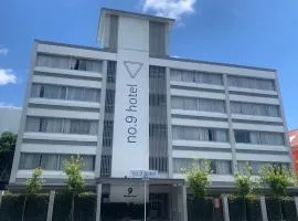 No. 9 Hotel
