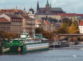Admiral Botel, hotel in Praag