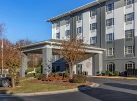 Comfort Suites Pineville - Ballantyne Area