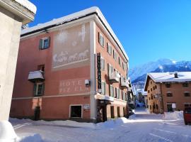 Fotos de Hotel: Historisches Italienisches Hotel Piz Ela Bergün