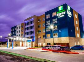 Zdjęcie hotelu: Holiday Inn Express & Suites - Dallas Market Center, an IHG Hotel