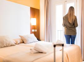 Sagitario Hostal Ciutadella、シウタデリャのホテル