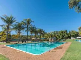 Sparkling Water Hotels & Spa, hotel em Rustenburg