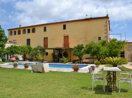 A picture of the hotel: Can Padrosa Turisme Rural