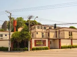Giardino Hotel, hotel in Itaquaquecetuba