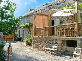 ホテル写真: Maison de 2 chambres a Sanvensa avec jardin clos et WiFi