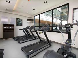 Staybridge Suites - Guadalajara Novena by IHG, hotel in Guadalajara