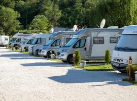 Thermal Camping Velingrad, hotel in Velingrad