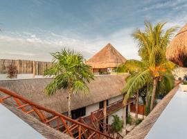 Viesnīca Kin Ha Tulum Hotel pilsētā Tuluma
