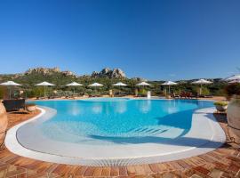 Felix Hotels - Country Resort Parco degli Ulivi, hotel in Arzachena