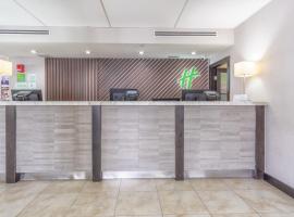 Holiday Inn Miami International Airport by IHG, хотел в Маями