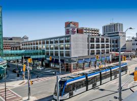 Crowne Plaza Kitchener-Waterloo by IHG, hotel in Kitchener