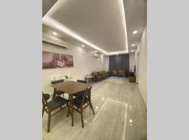 Zdjęcie hotelu: Modern 2bedroom apartment-In Madinat Sultan Qaboos