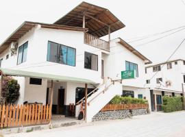 Hotel LA GRAN TORTUGA - ᯤ STARLINK, hotel em Puerto Villamil