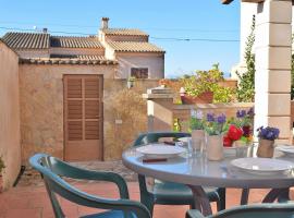 Hotel Photo: Casa Sa Raval 082 by Mallorca Charme