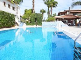 Foto di Hotel: Lussuose Dépendances con piscina vicino al mare